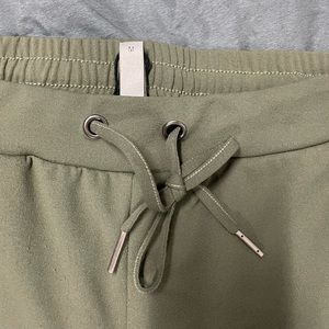 Lounge pants polyester size medium woman